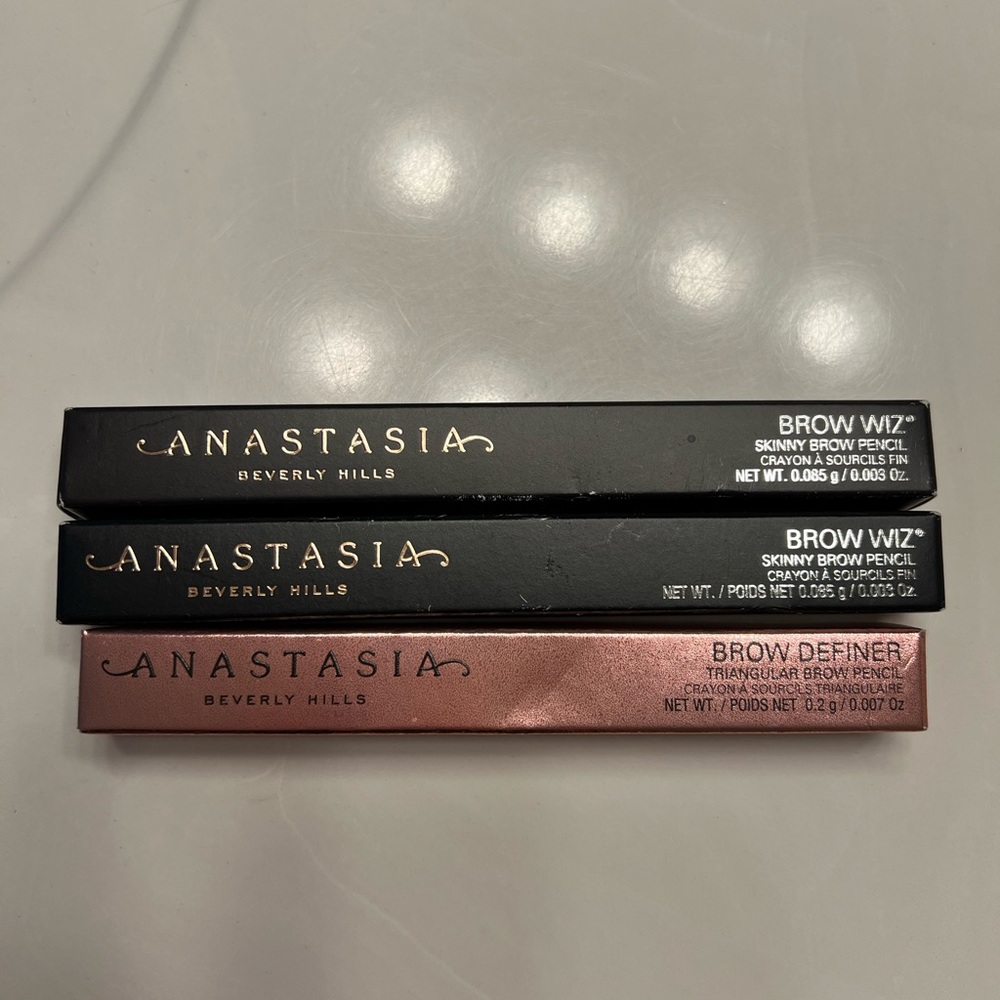 Anastasia Beverly Hills Brow Pencil Trio in Black and Rose Gold